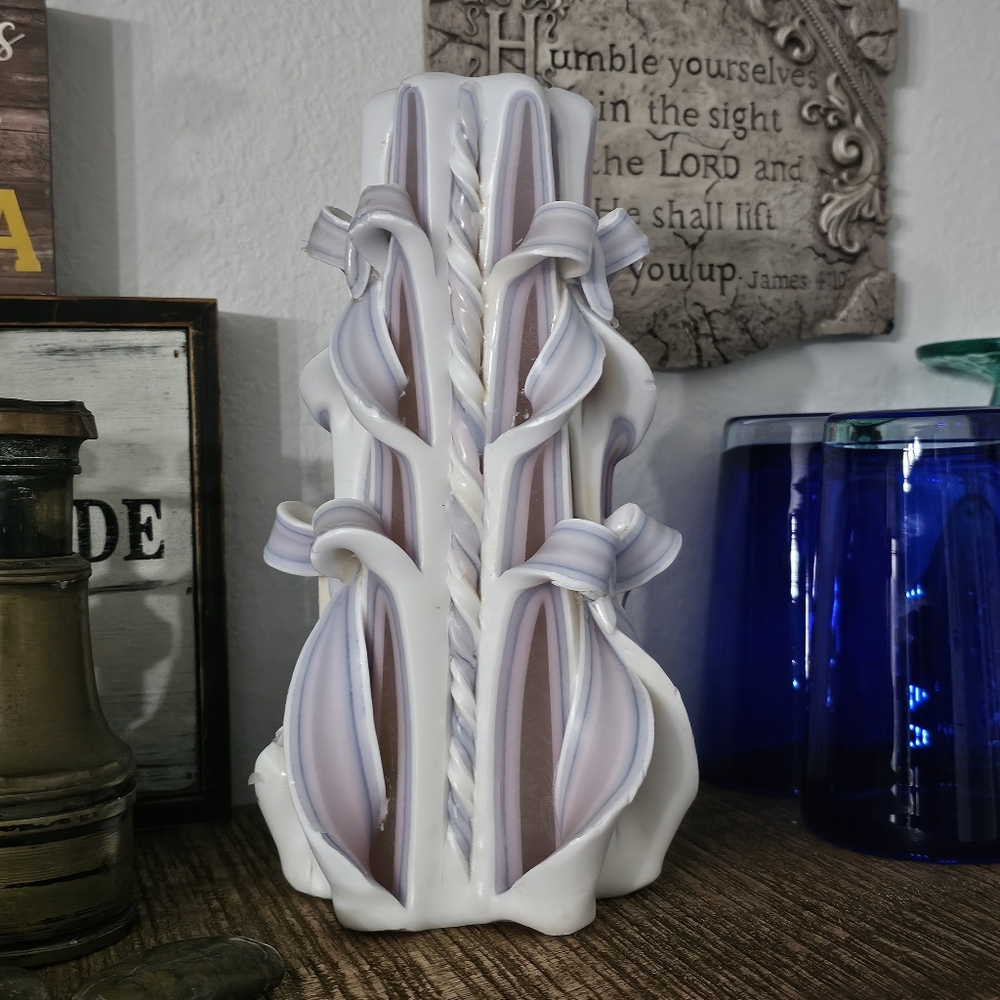 Hand Carved 80s Wax Ribbon Candle with Never Used! L👀K